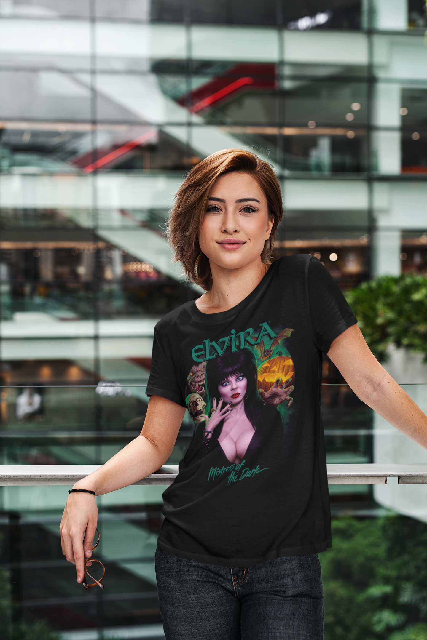 Elvira Mistress of Dark T-Shirt - Full Size Print